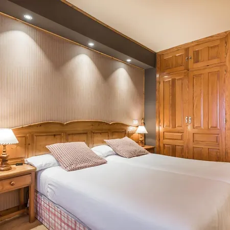 Hotel Snoe De Sallent 3 3*