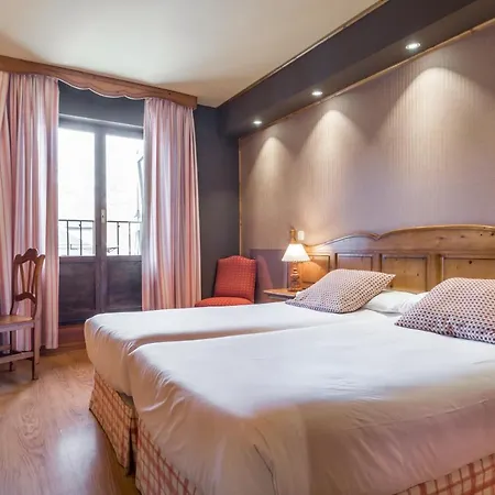 Otel Snoe De Sallent 3