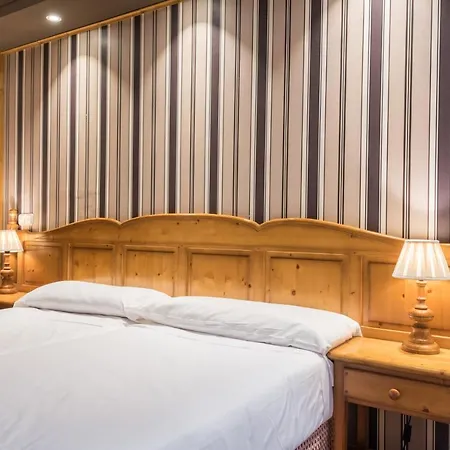 Otel Snoe De Sallent 3 Formigal