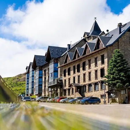 Hotel Snoe De Sallent 3 3*