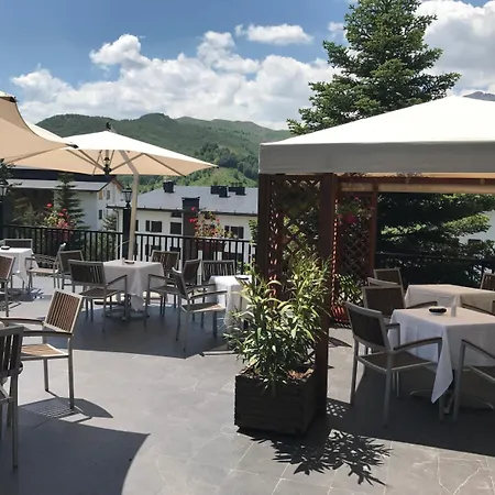 Hotel Snoe De Sallent 3 3*