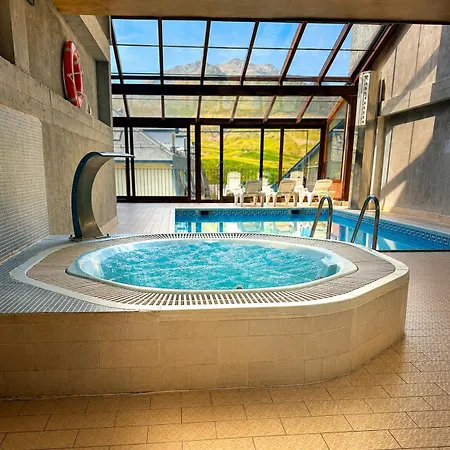 Snoe De Sallent 3 Hotel