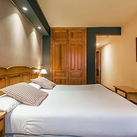 Snoe De Sallent 3 Hotel Formigal
