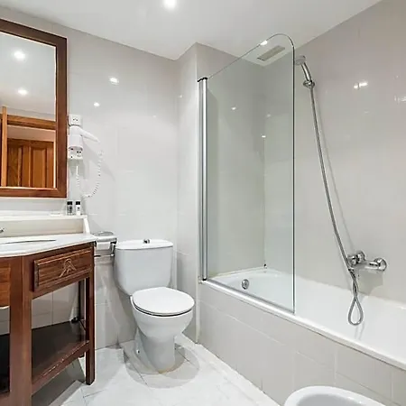 Snoe De Sallent 3 Hotel 3*